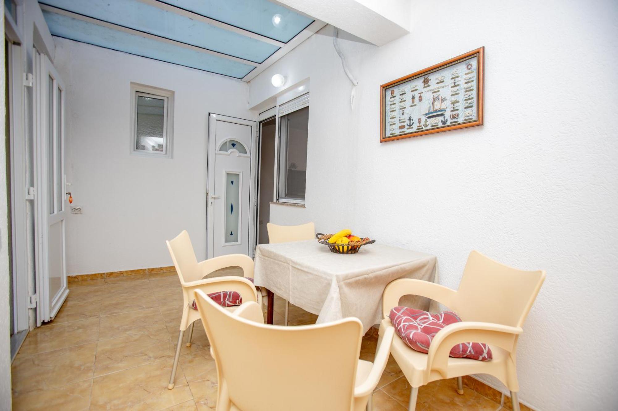 Apartments Oliva Utjeha Bagian luar foto