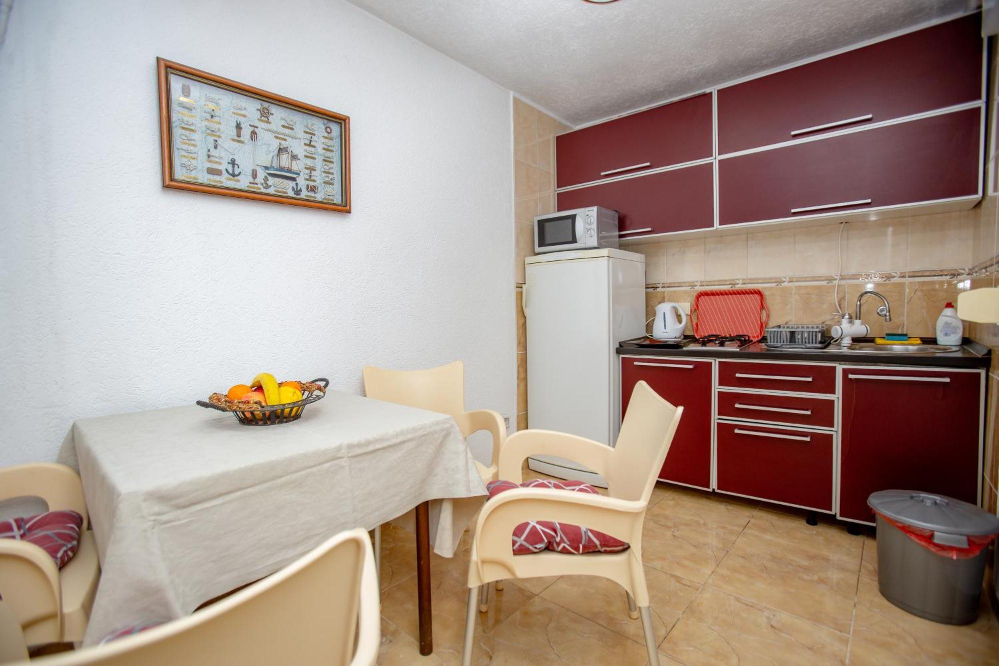 Apartments Oliva Utjeha Bagian luar foto