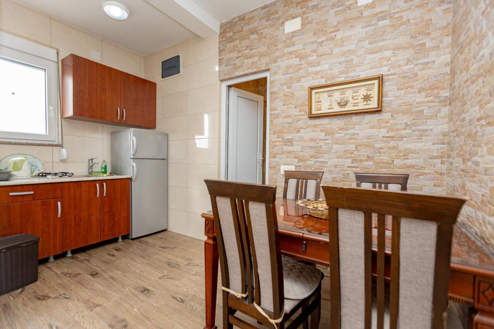 Apartments Oliva Utjeha Bagian luar foto